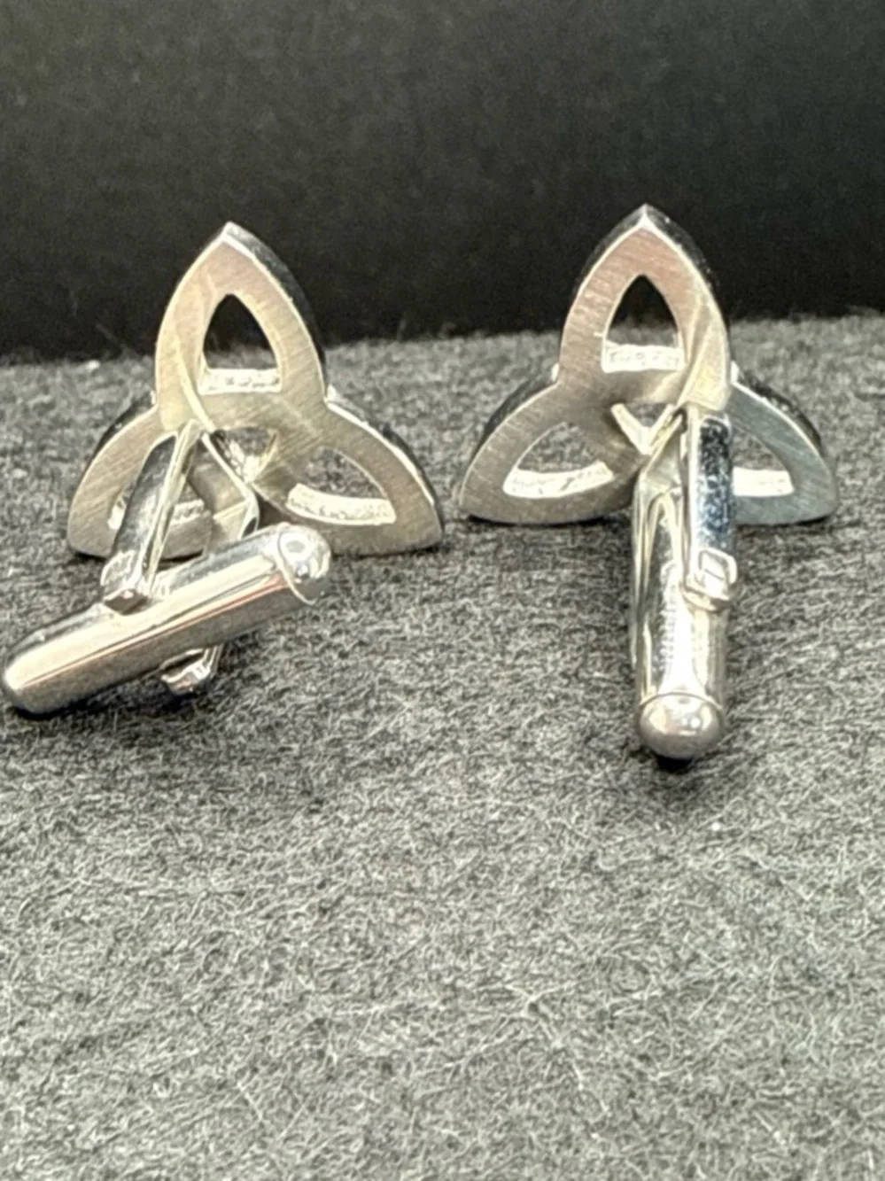 Source Unknown Silver Trinity Knot‎ Cuff Links with Clear Crystals